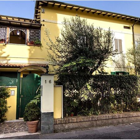 B&B Degli Amici Ciampino Esterno foto