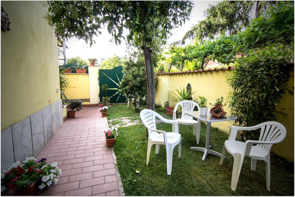 B&B Degli Amici Ciampino Esterno foto
