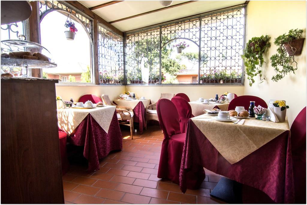 B&B Degli Amici Ciampino Esterno foto